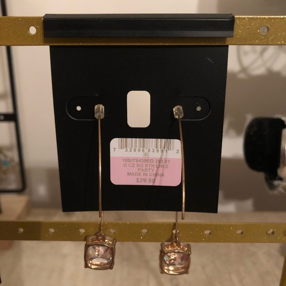 INC - Cubic Zirconia Dangle Earring / Statement Earring / diamond Earrings - Picture 4 of 4